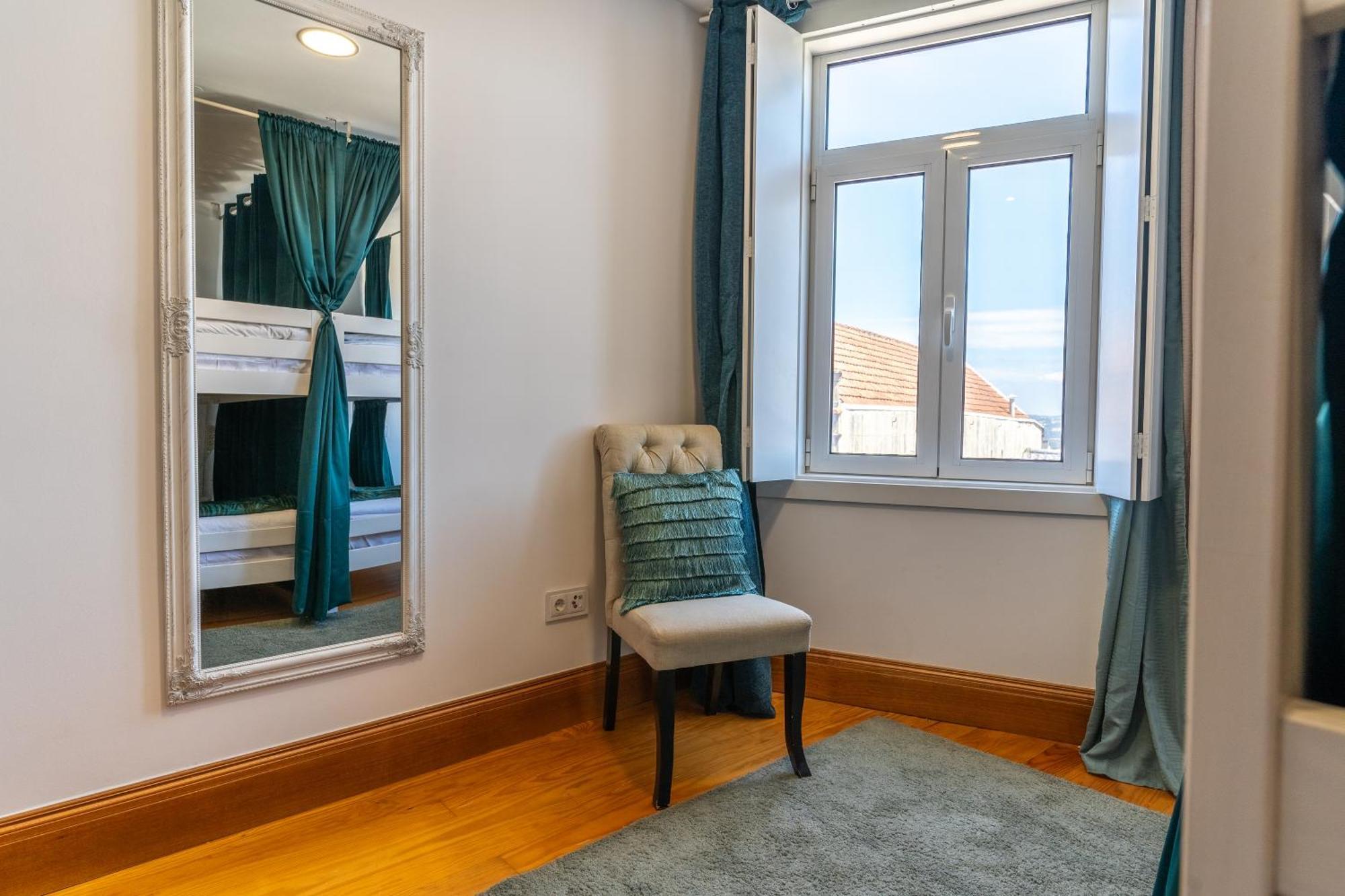 Cozy Nest Hostel Porto Zewnętrze zdjęcie