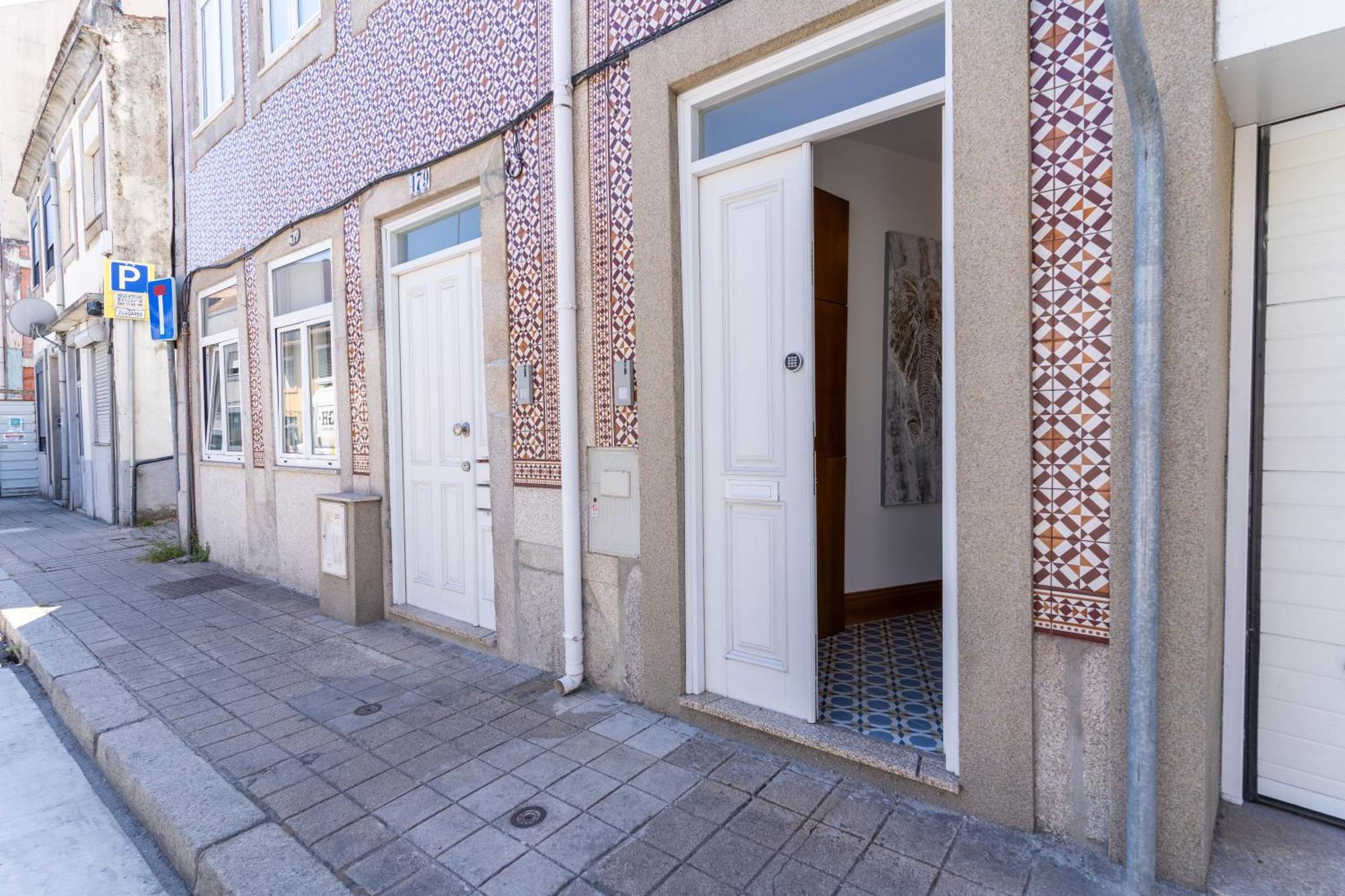 Cozy Nest Hostel Porto Zewnętrze zdjęcie