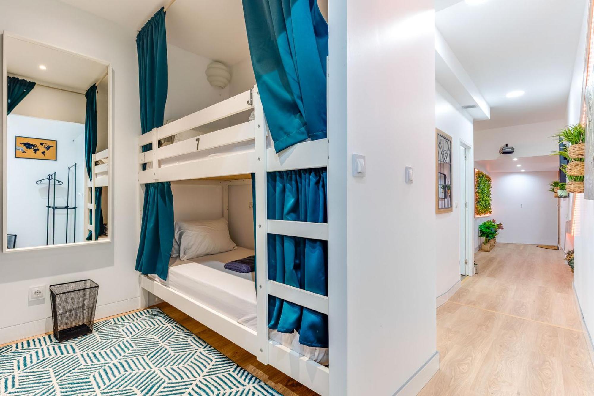 Cozy Nest Hostel Porto Zewnętrze zdjęcie